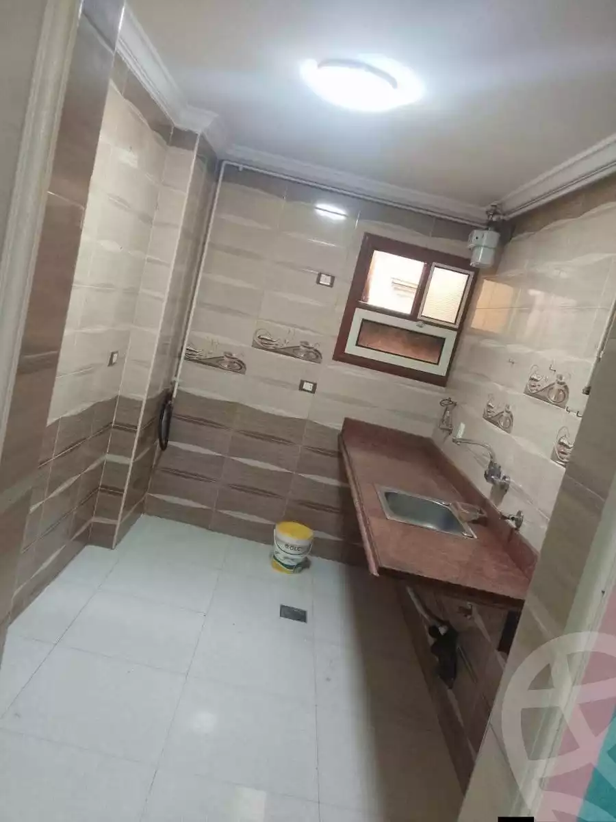 https://aqarmap.com.eg/ar/listing/6791608-for-sale-cairo-helwan-ahmed-enci-st