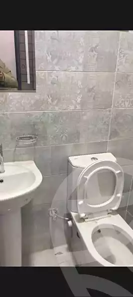 https://aqarmap.com.eg/en/listing/6791640-for-sale-cairo-helwan-el-shareaa-el-sharby-st