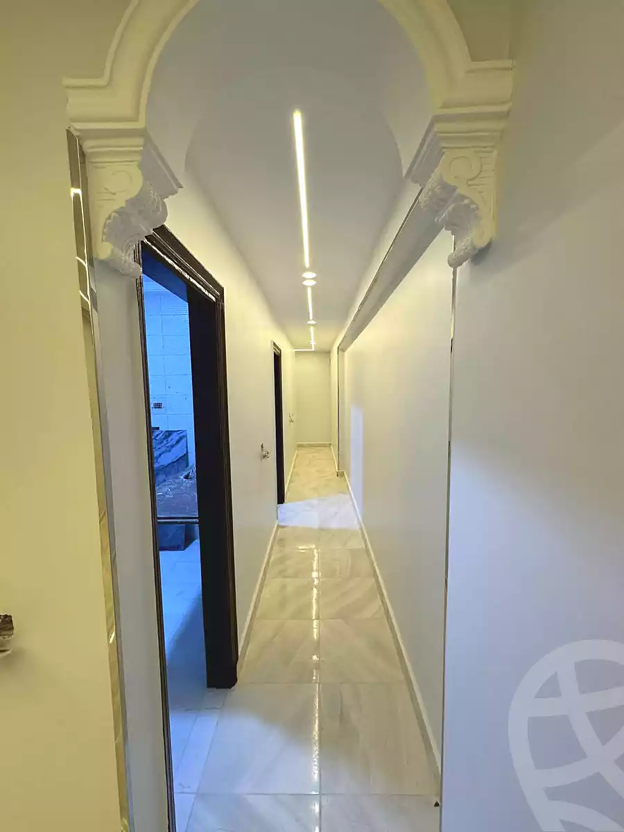 https://aqarmap.com.eg/ar/listing/6791944-for-sale-alexandria-sydy-bshr-sydy-bshr-bhry-shr-mhmwd-l-yswy