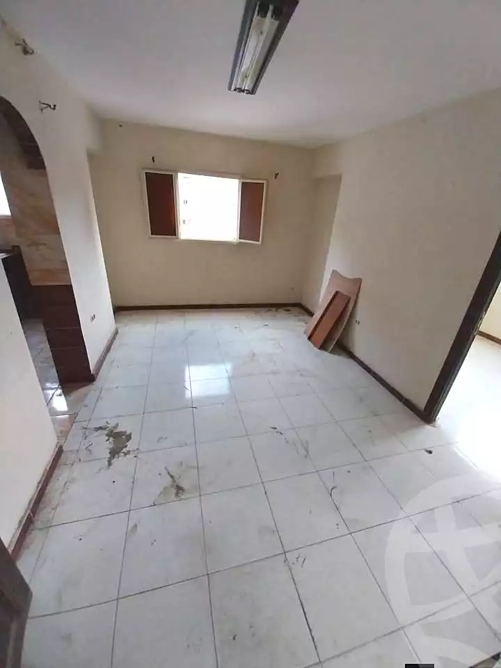 https://aqarmap.com.eg/ar/listing/6792367-for-rent-alexandria-kom-el-dikka