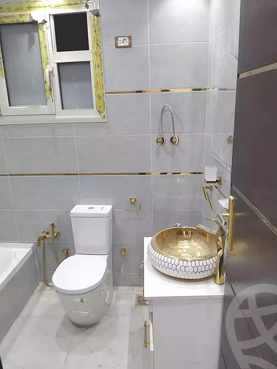 https://aqarmap.com.eg/en/listing/6792611-for-sale-cairo-helwan-hadayek-helwan-el-eshrein-st