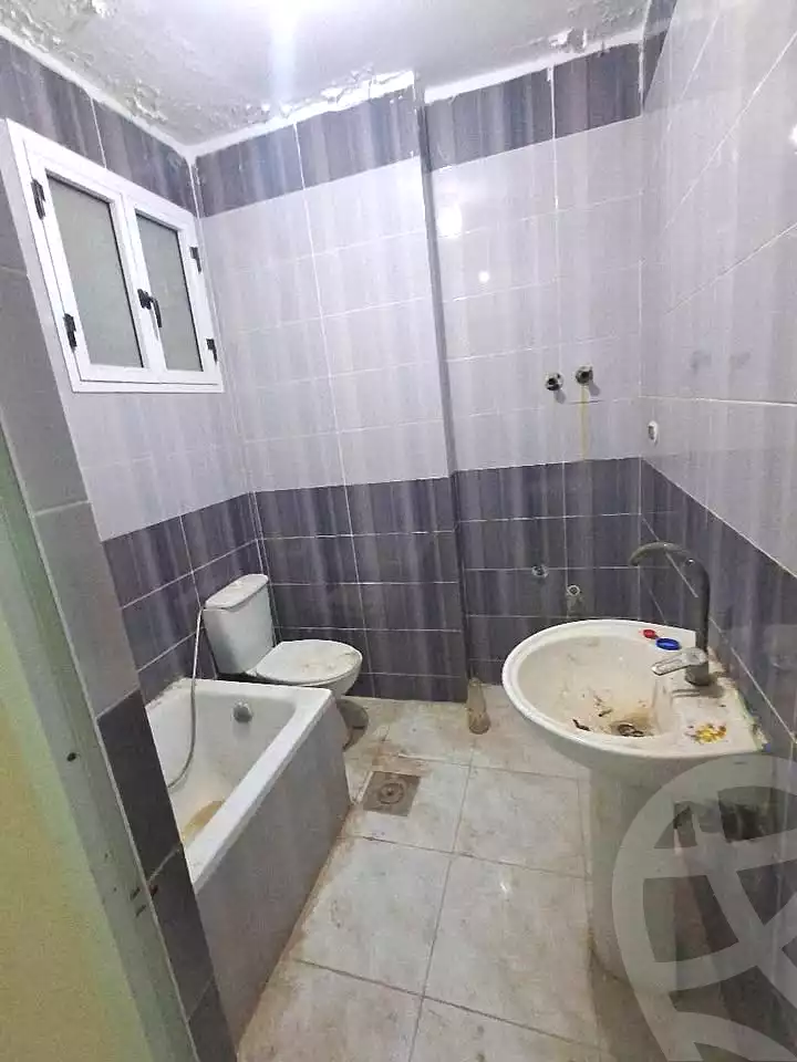 https://aqarmap.com.eg/en/listing/6792778-for-sale-alexandria-l-jmy-lbytsh-el-hanafeya-st