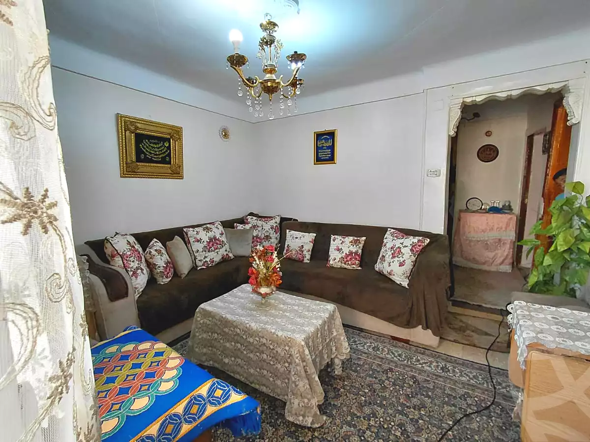 https://aqarmap.com.eg/ar/listing/6793346-for-sale-alexandria-bakoos-el-souk-station-st