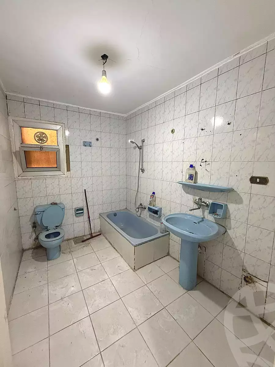 https://aqarmap.com.eg/en/listing/6793641-for-sale-alexandria-el-asafra-ahmed-tiesser-st