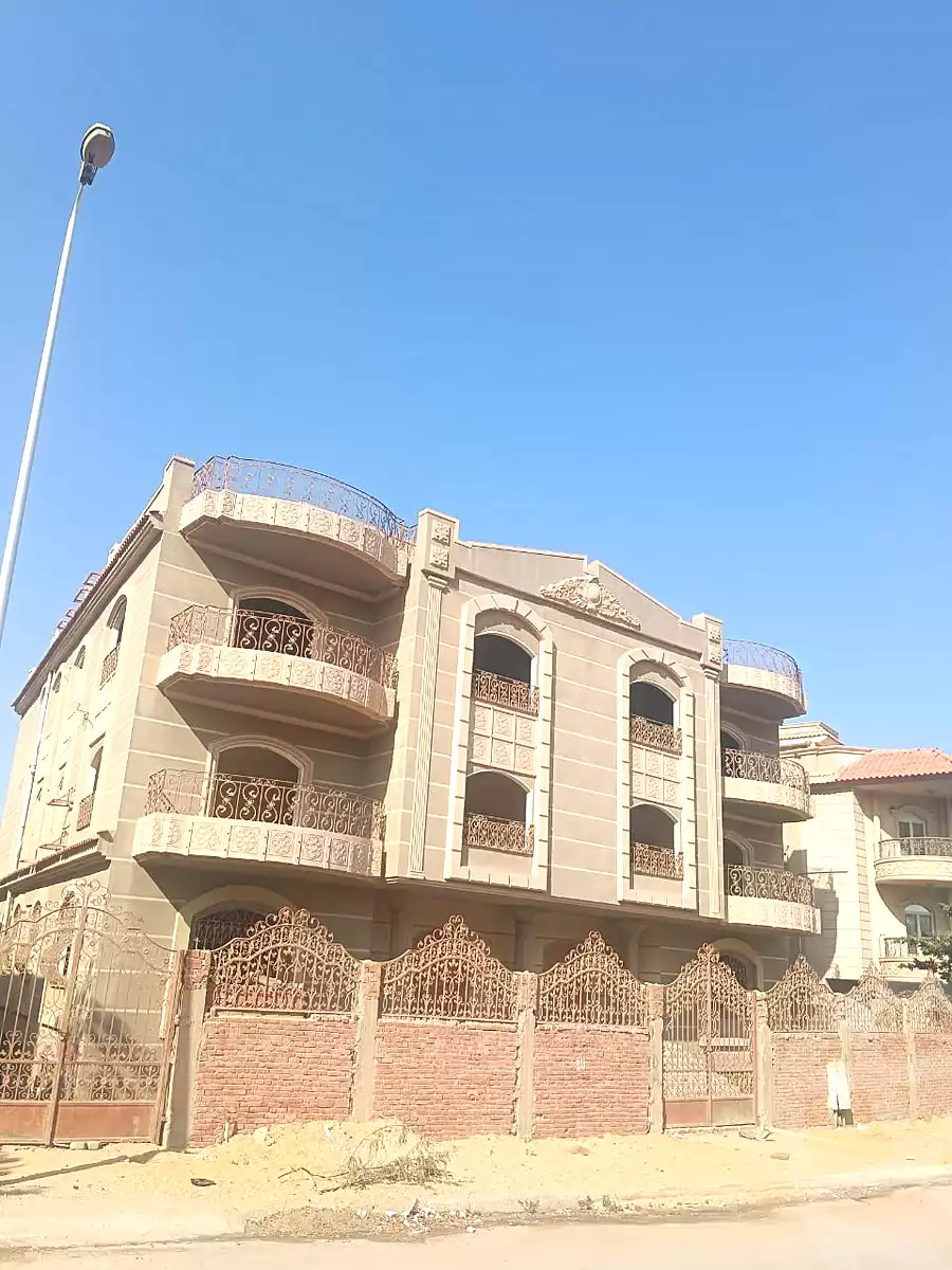 https://aqarmap.com.eg/ar/listing/6793896-for-sale-cairo-new-cairo-el-narges-el-narges-4-mahmoud-younis-st