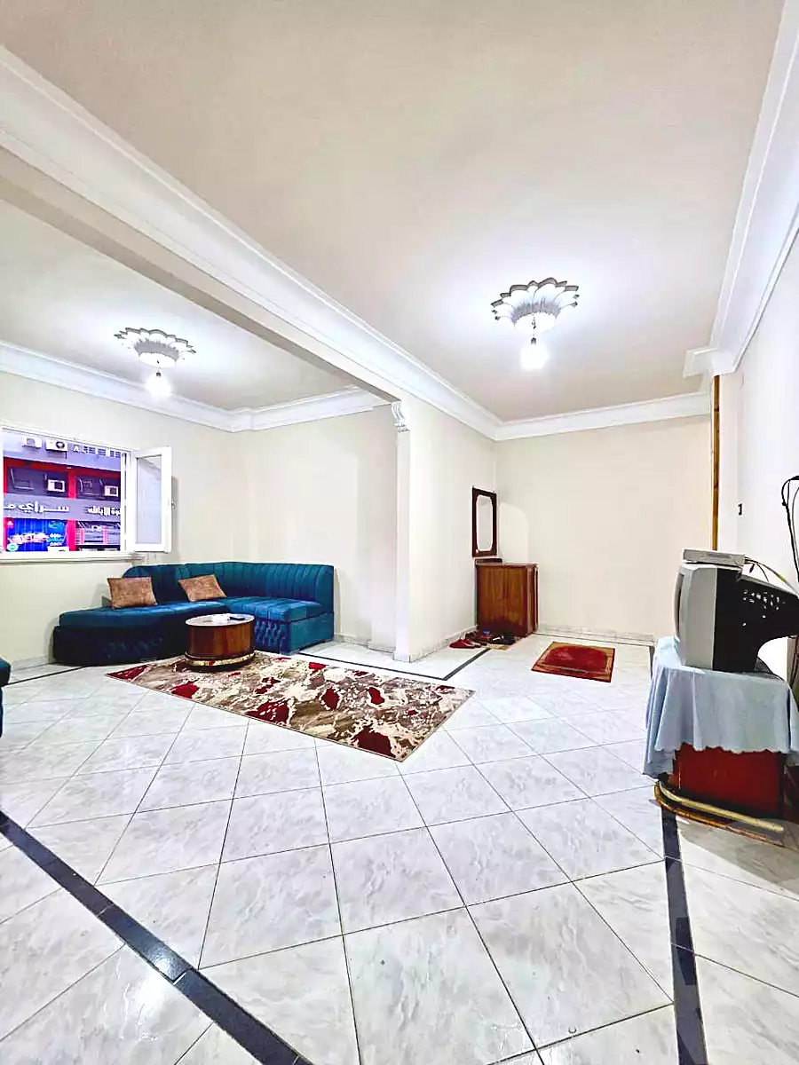 https://aqarmap.com.eg/ar/listing/6793916-for-sale-alexandria-sydy-bshr-sydy-bshr-bhry-shr-mhmwd-l-yswy