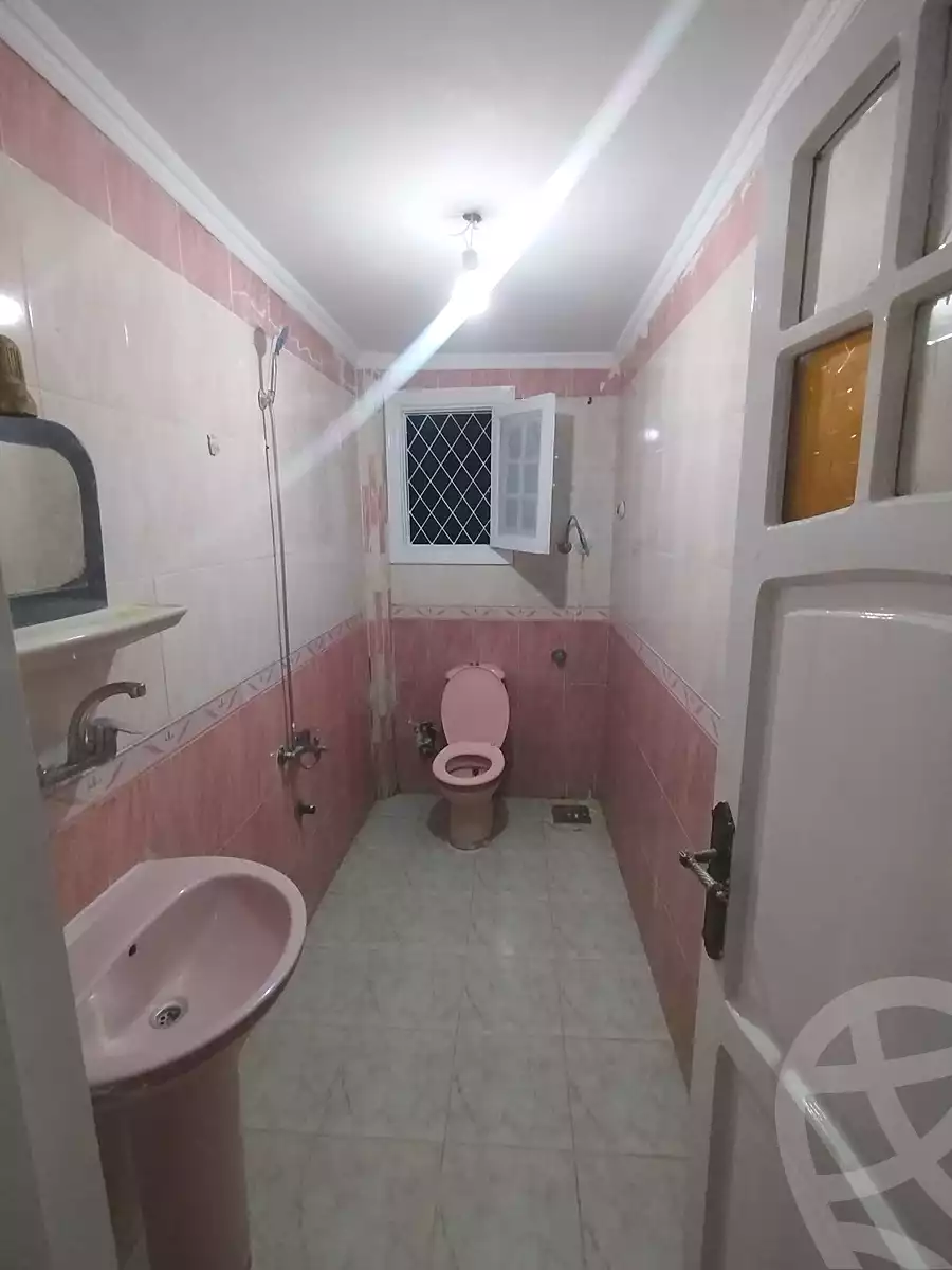 https://aqarmap.com.eg/en/listing/6794020-for-sale-alexandria-lsywf-el-falki