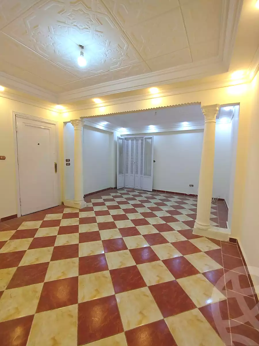 https://aqarmap.com.eg/en/listing/6794109-for-sale-alexandria-lsywf-el-falki
