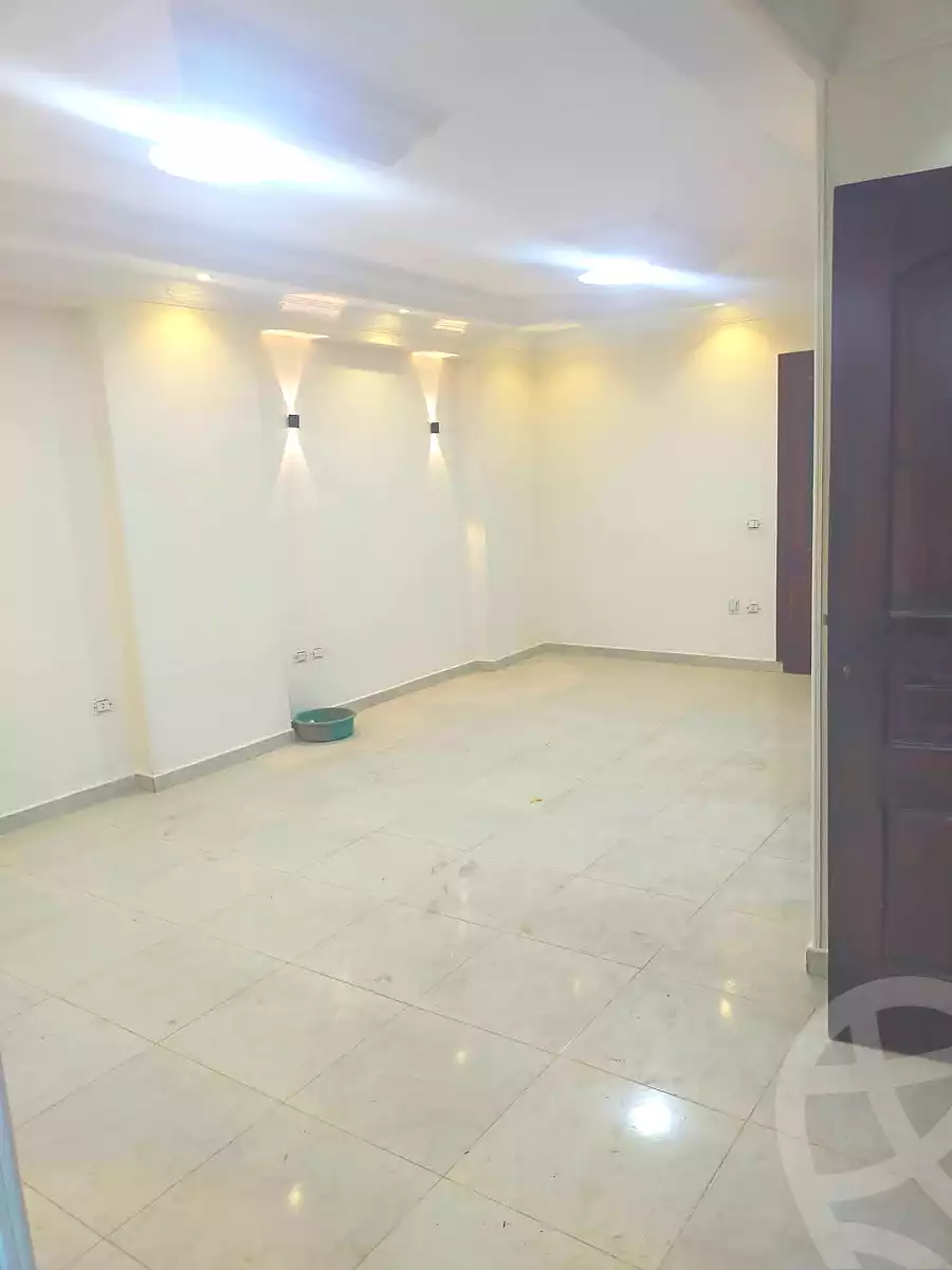 https://aqarmap.com.eg/ar/listing/6794374-for-sale-cairo-helwan-hadayek-helwan-el-eshrein-st