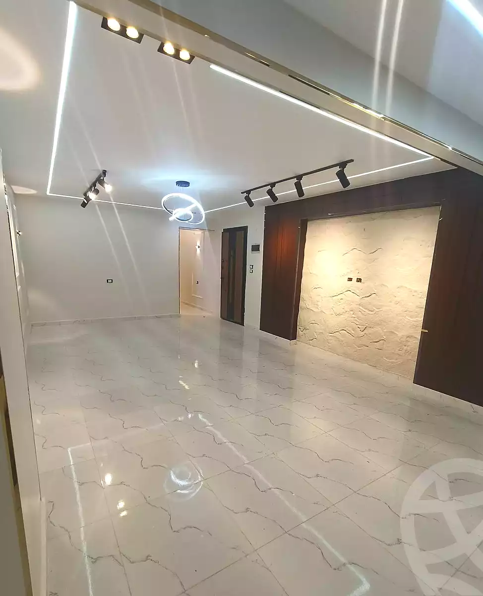 https://aqarmap.com.eg/ar/listing/6794617-for-sale-cairo-elnozha-Streettt-27