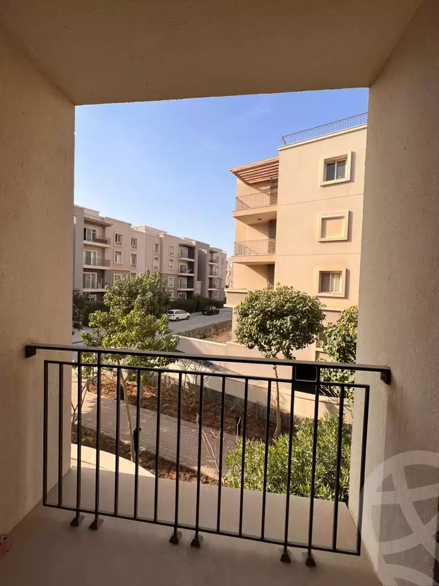 https://aqarmap.com.eg/en/listing/6795122-for-rent-cairo-6th-of-october-compounds-october-plaza