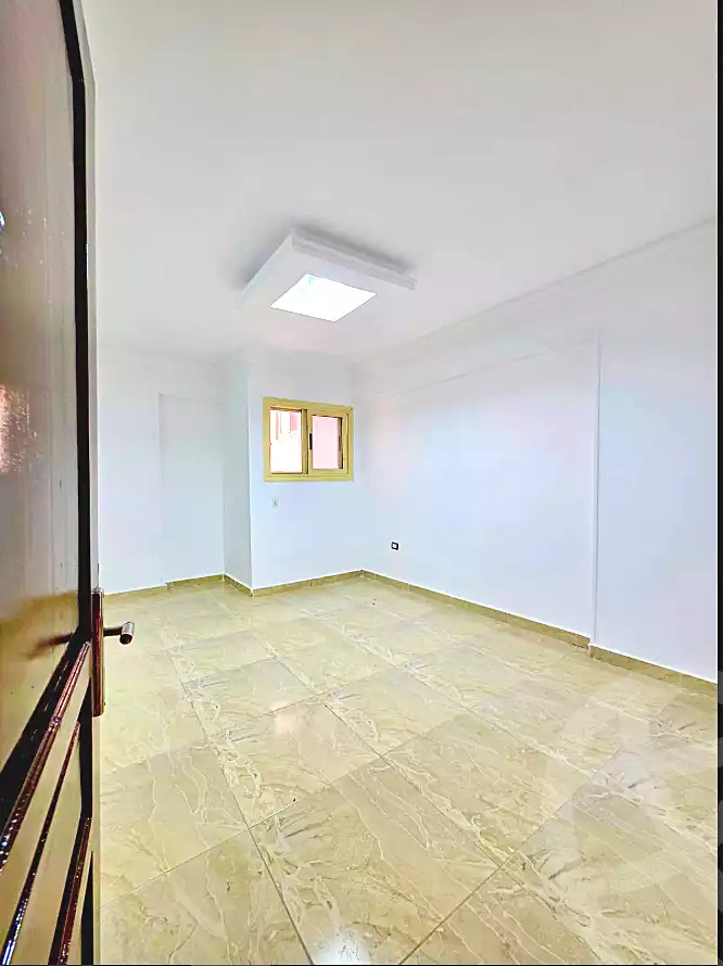 https://aqarmap.com.eg/ar/listing/6795810-for-sale-alexandria-el-asafra-shr-45