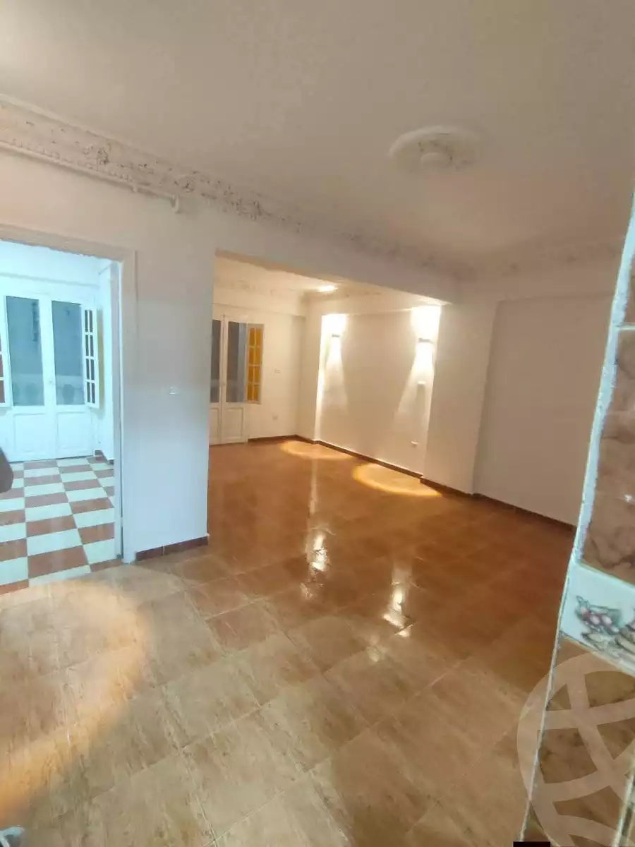 https://aqarmap.com.eg/en/listing/6796056-for-sale-alexandria-lsywf-el-falki