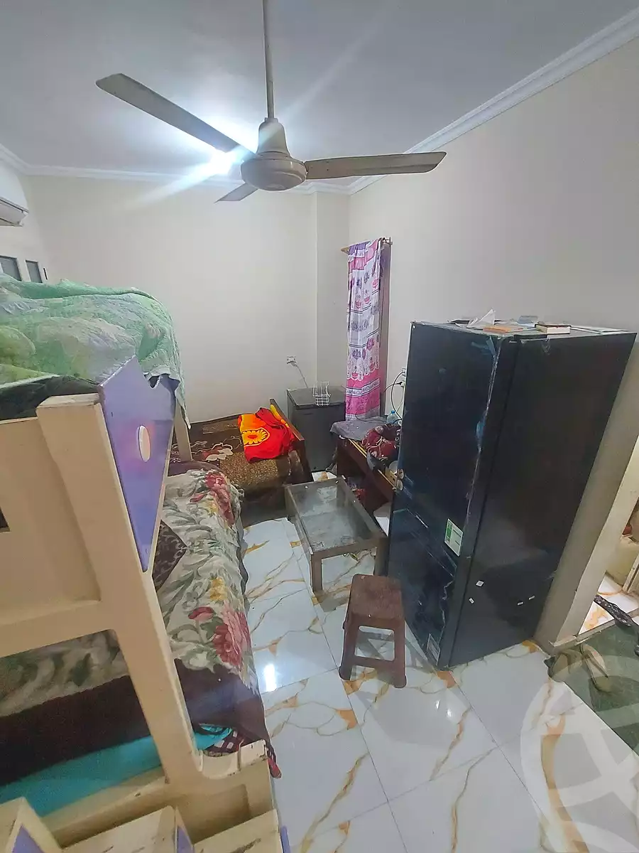 https://aqarmap.com.eg/en/listing/6796733-for-sale-cairo-helwan-el-shareaa-el-sharby-st