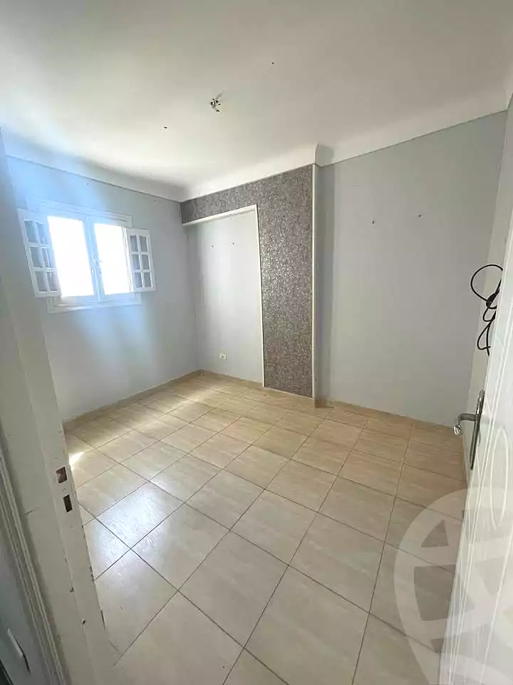 https://aqarmap.com.eg/ar/listing/6796750-for-sale-alexandria-sydy-bshr-sydy-bshr-bhry-shr-mhmd-njyb