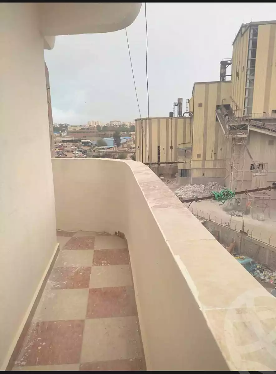 https://aqarmap.com.eg/ar/listing/6796852-for-sale-alexandria-alhadara-new-el-hadra-al-sadat-st