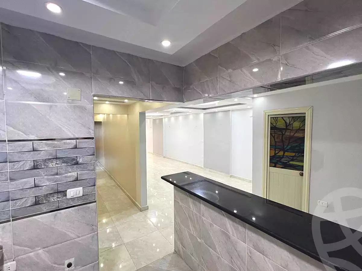 https://aqarmap.com.eg/ar/listing/6797294-for-rent-cairo-helwan-mostafa-fahmy-st