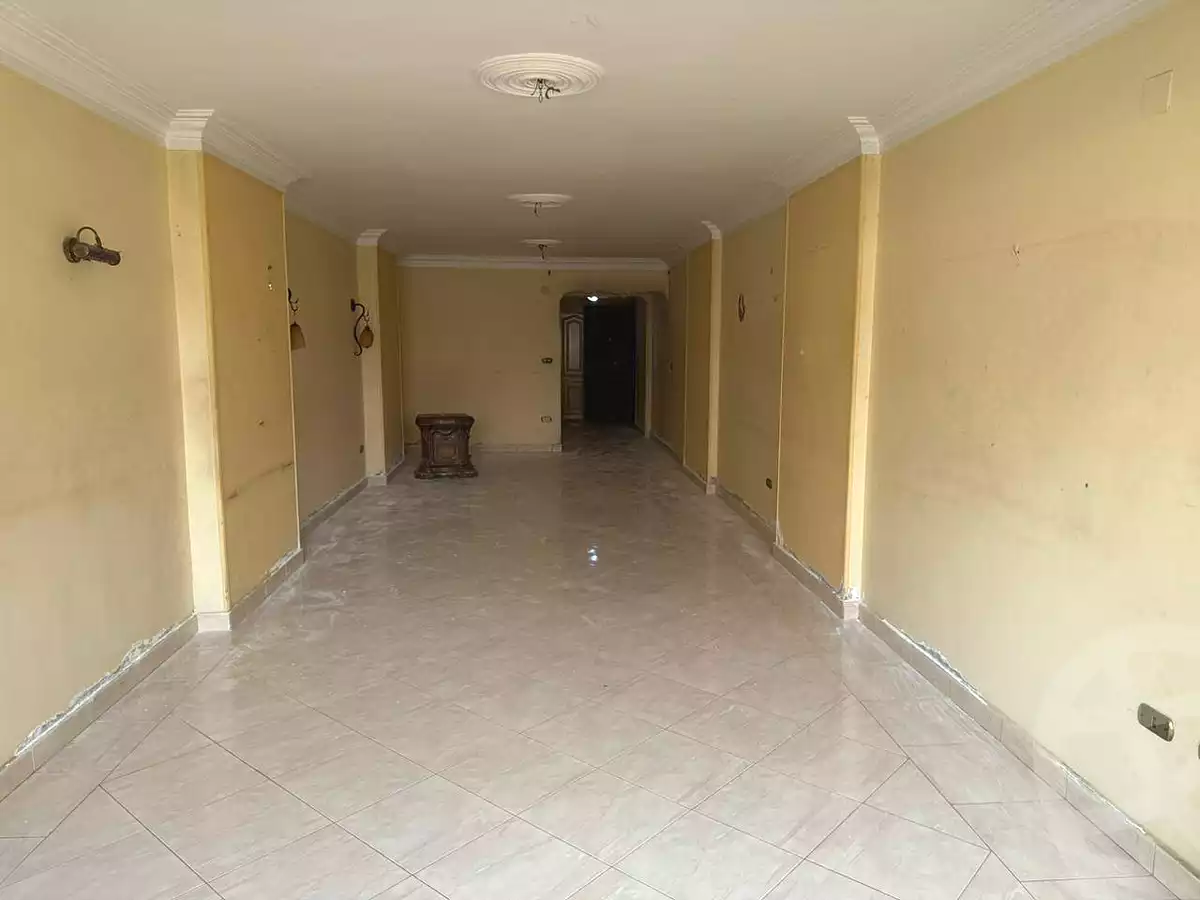 https://aqarmap.com.eg/en/listing/6799011-for-sale-cairo-helwan-sherif-st