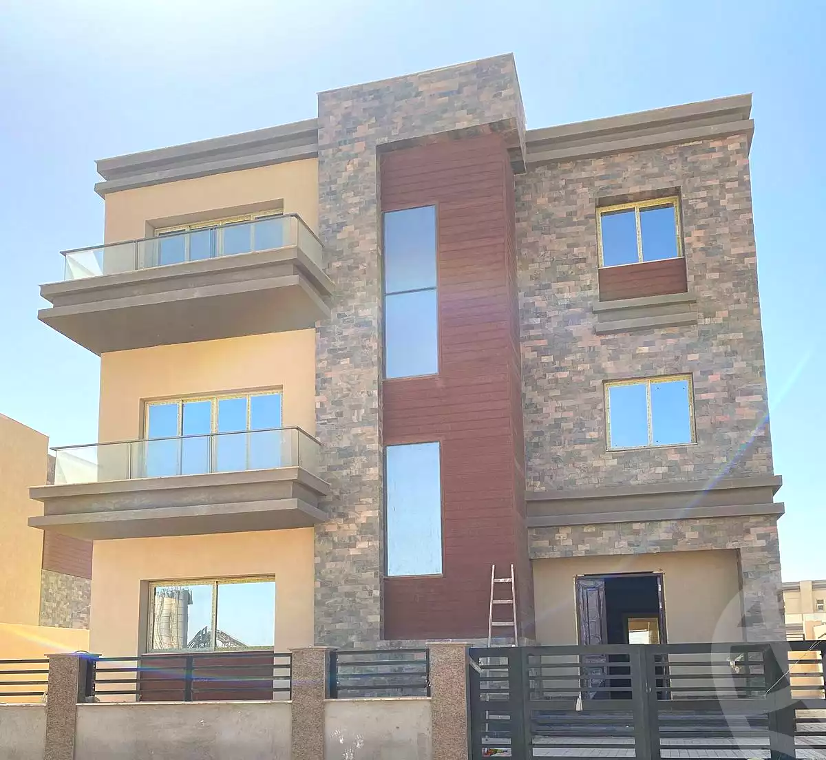https://aqarmap.com.eg/en/listing/6799358-for-sale-cairo-new-cairo-compounds-noble-compound-egyptian-kuwaiti-developers