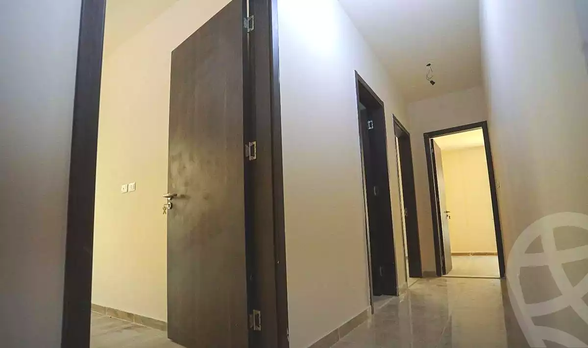 https://aqarmap.com.eg/ar/listing/6799405-for-sale-cairo-new-administrative-capital-r7-dy-jwy-3-tj-msr