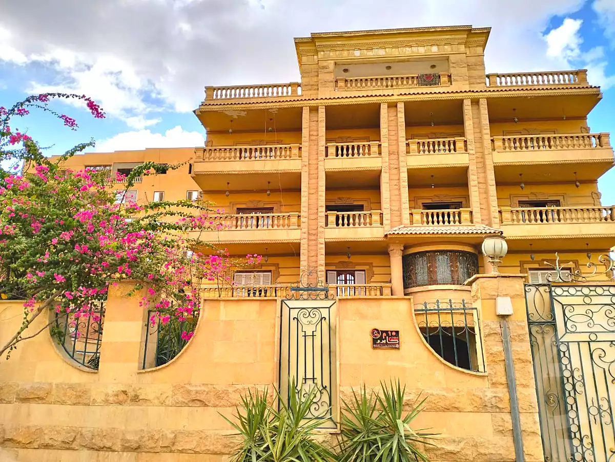 https://aqarmap.com.eg/en/listing/6799485-for-sale-cairo-hadayek-el-ahram-al-mantaka-s