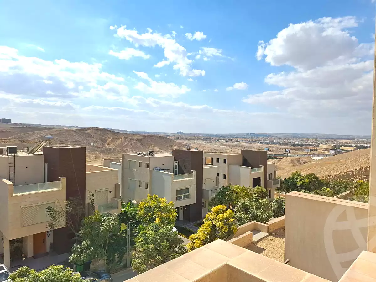 https://aqarmap.com.eg/ar/listing/6799193-for-sale-cairo-6th-of-october-compounds-soleya