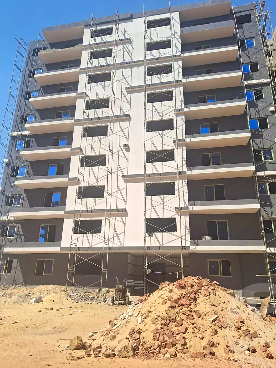 https://aqarmap.com.eg/ar/listing/6800658-for-sale-cairo-new-administrative-capital-r7-kmbwnd-stw