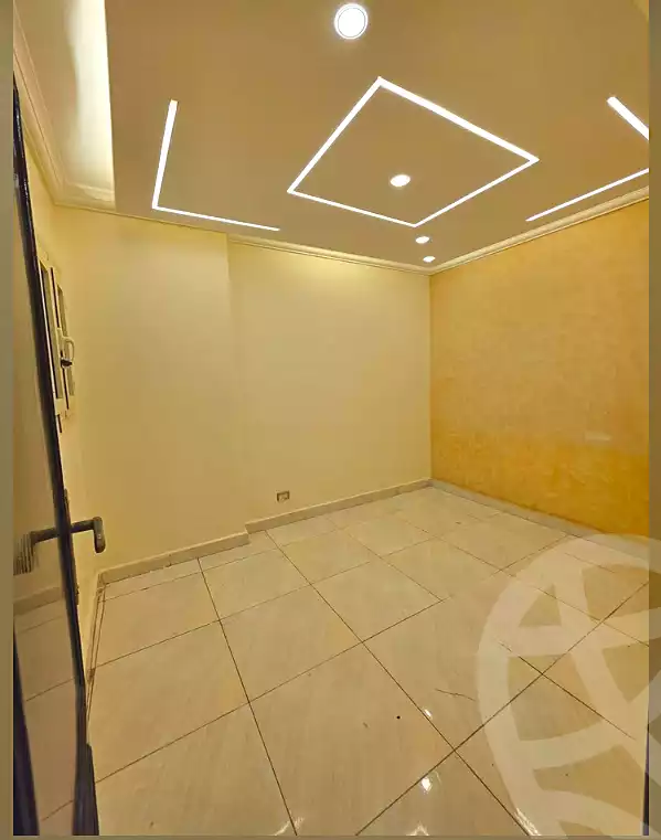 https://aqarmap.com.eg/ar/listing/6800792-for-sale-alexandria-miami-mahmoud-el-isawy-st