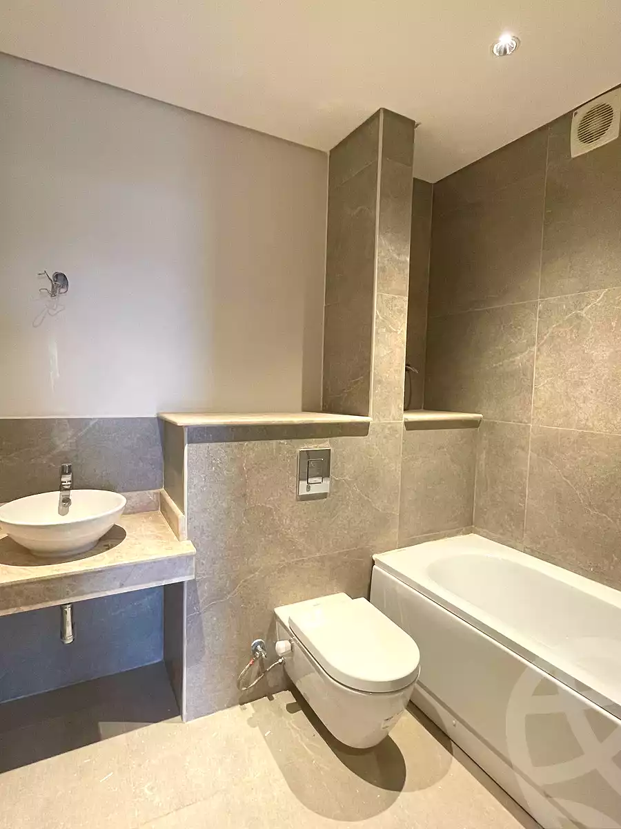 https://aqarmap.com.eg/en/listing/6800908-for-sale-cairo-el-sheikh-zayed-city-compounds-zyd-wr-llttwyr-park-side-residences