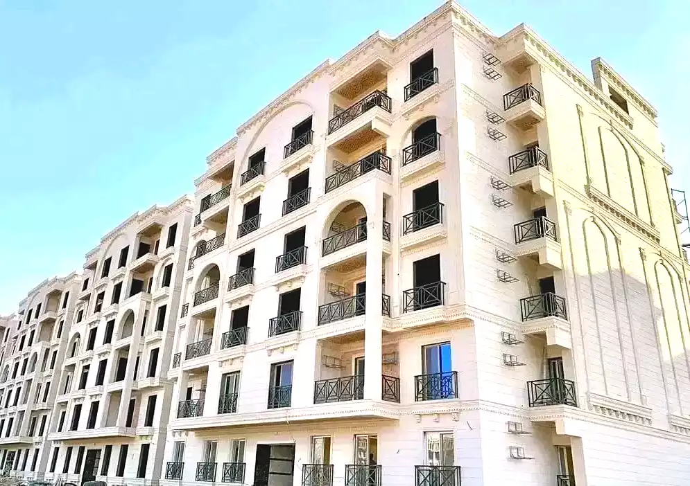 https://aqarmap.com.eg/en/listing/6801117-for-sale-cairo-6th-of-october-hadaeq-october-compounds-green-city-compound-qebaa