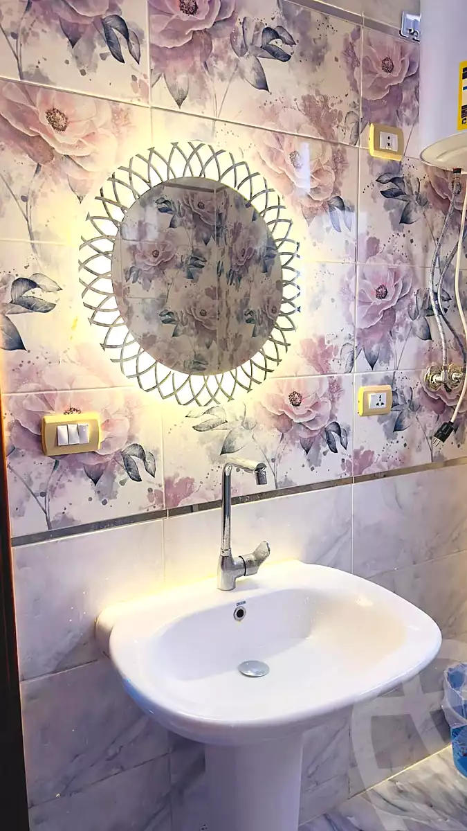 https://aqarmap.com.eg/ar/listing/6801237-for-rent-cairo-6th-of-october-el-ahyaa-neighborhood-3rd