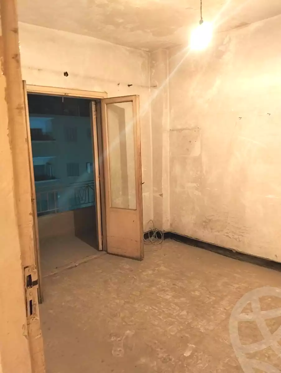 https://aqarmap.com.eg/ar/listing/6802414-for-sale-cairo-ain-shams-ain-shams-el-sharkia-genenat-el-sherif-st