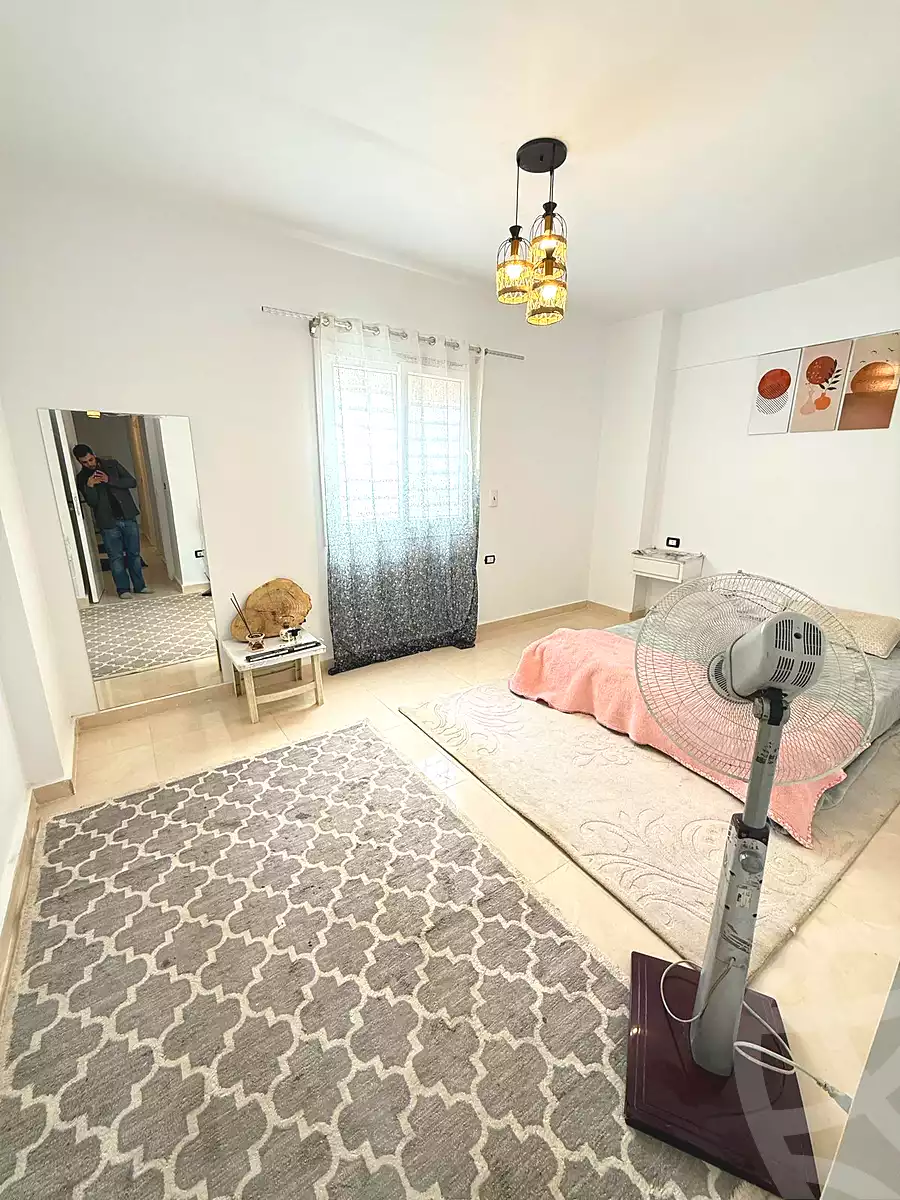 https://aqarmap.com.eg/ar/listing/6803134-for-sale-cairo-6th-of-october-el-tawsaat-el-shamalya-hy-2000-qt