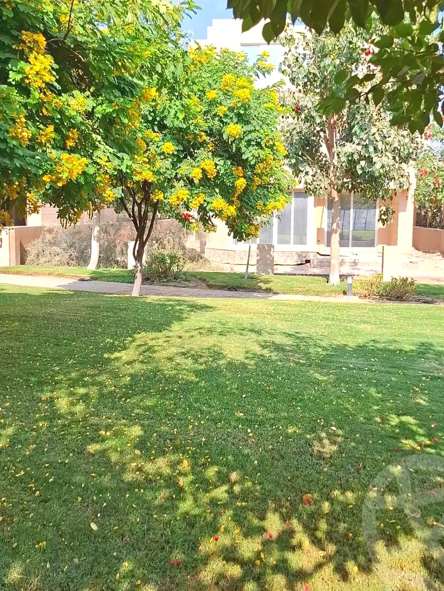 https://aqarmap.com.eg/en/listing/6803235-for-sale-cairo-6th-of-october-compounds-rayos
