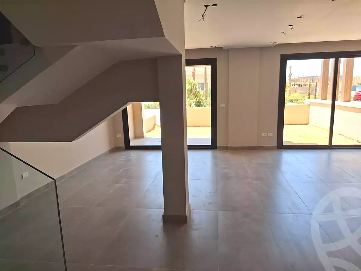 https://aqarmap.com.eg/ar/listing/6803585-for-sale-cairo-el-sheikh-zayed-city-compounds-kmbwnd-fyldj-wyst-dr-llttwyr