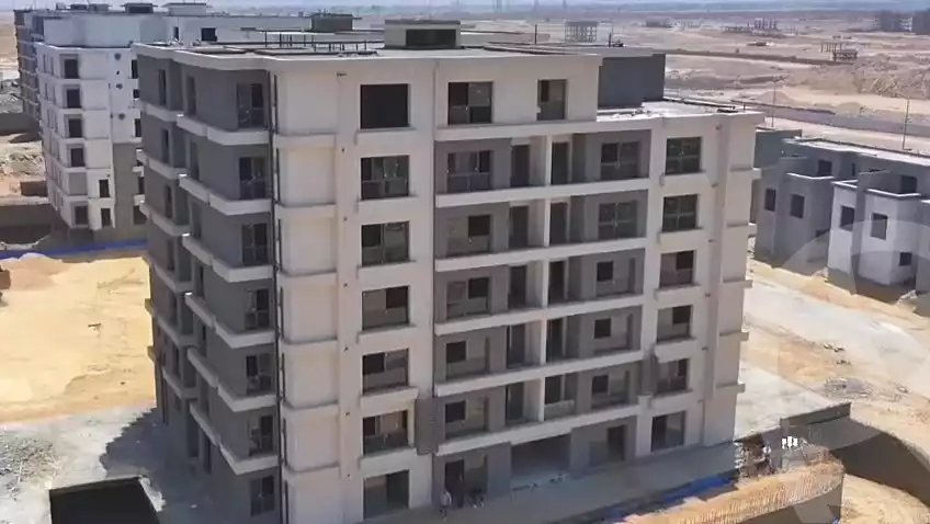 https://aqarmap.com.eg/ar/listing/6803372-for-sale-cairo-new-cairo-compounds-kmbwnd-kryk-twn-il-cazar