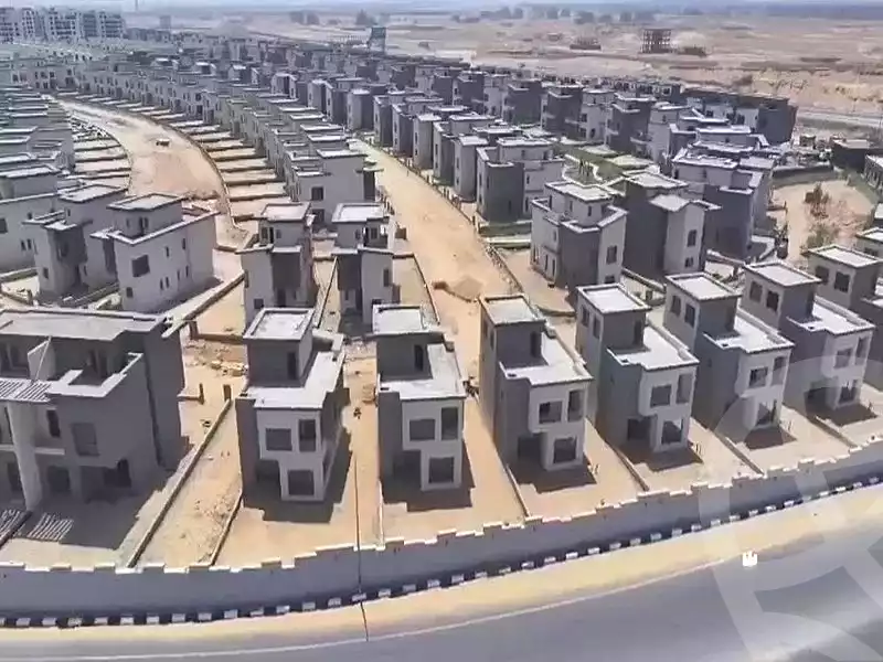 https://aqarmap.com.eg/ar/listing/6803790-for-sale-cairo-new-cairo-compounds-kmbwnd-kryk-twn-il-cazar