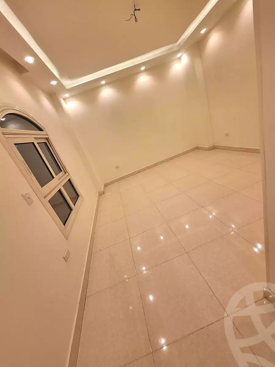 https://aqarmap.com.eg/ar/listing/6804581-for-sale-cairo-6th-of-october-el-ahyaa-neighborhood-3rd