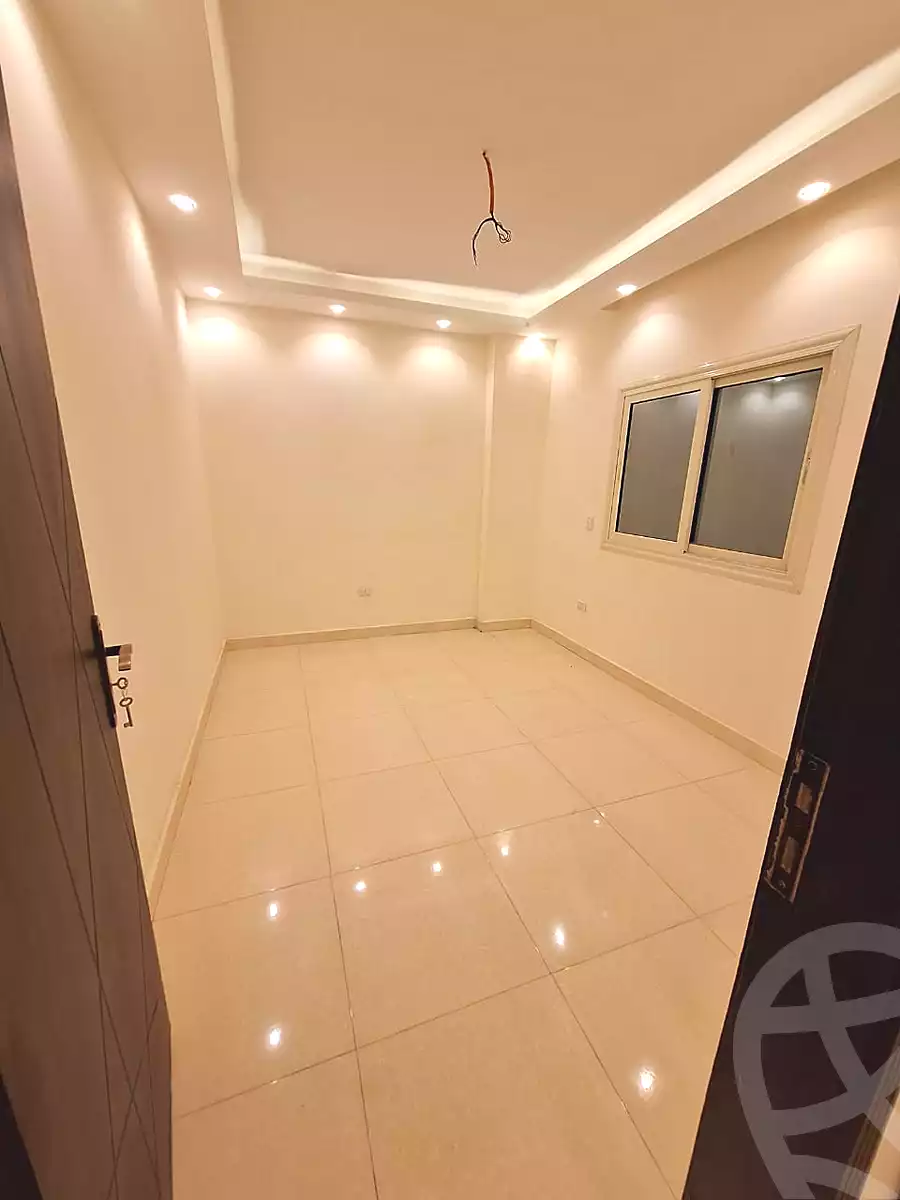 https://aqarmap.com.eg/ar/listing/6804581-for-sale-cairo-6th-of-october-el-ahyaa-neighborhood-3rd
