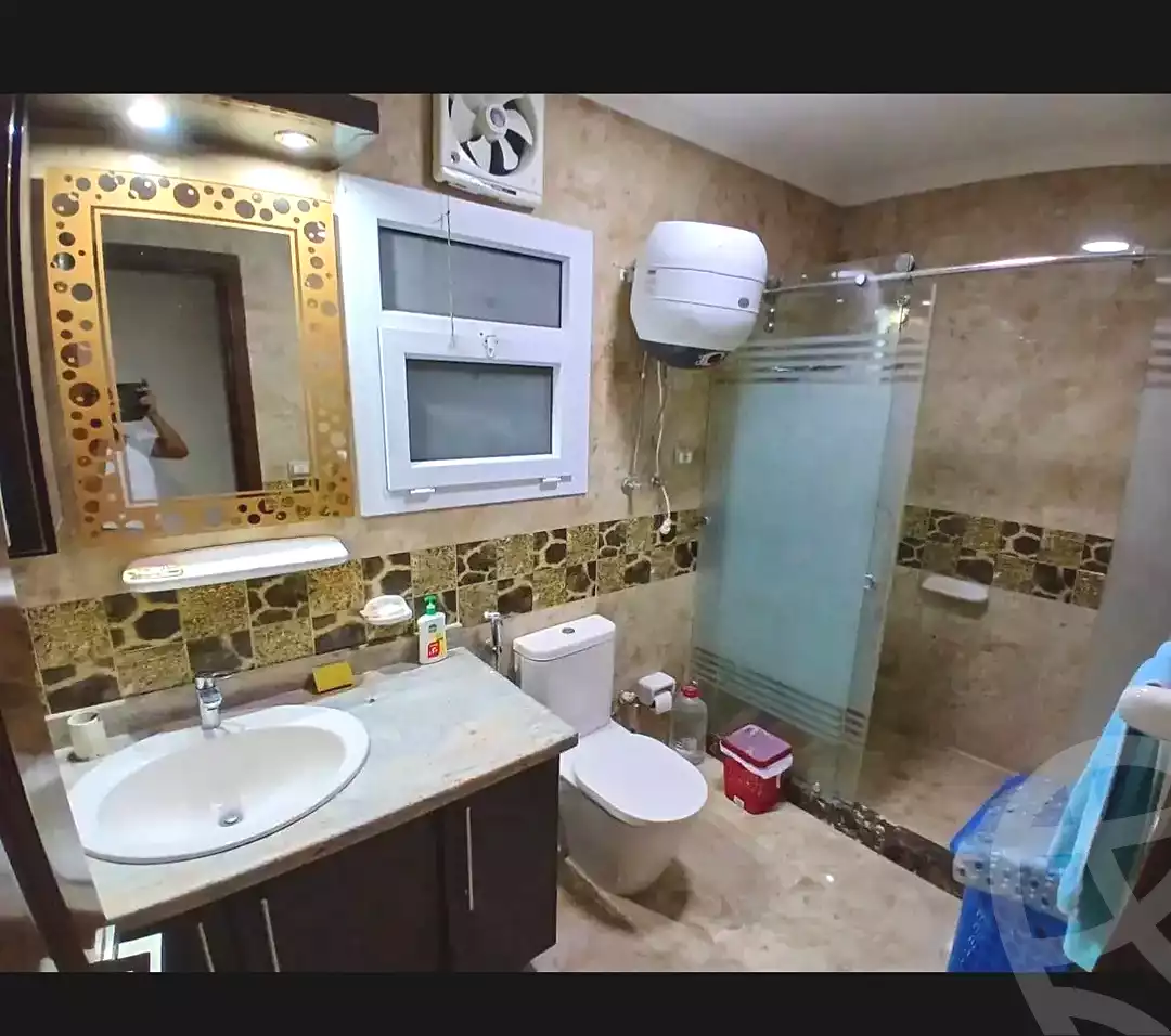 https://aqarmap.com.eg/ar/listing/6804605-for-sale-alexandria-camp-cesar-el-gaish-rd