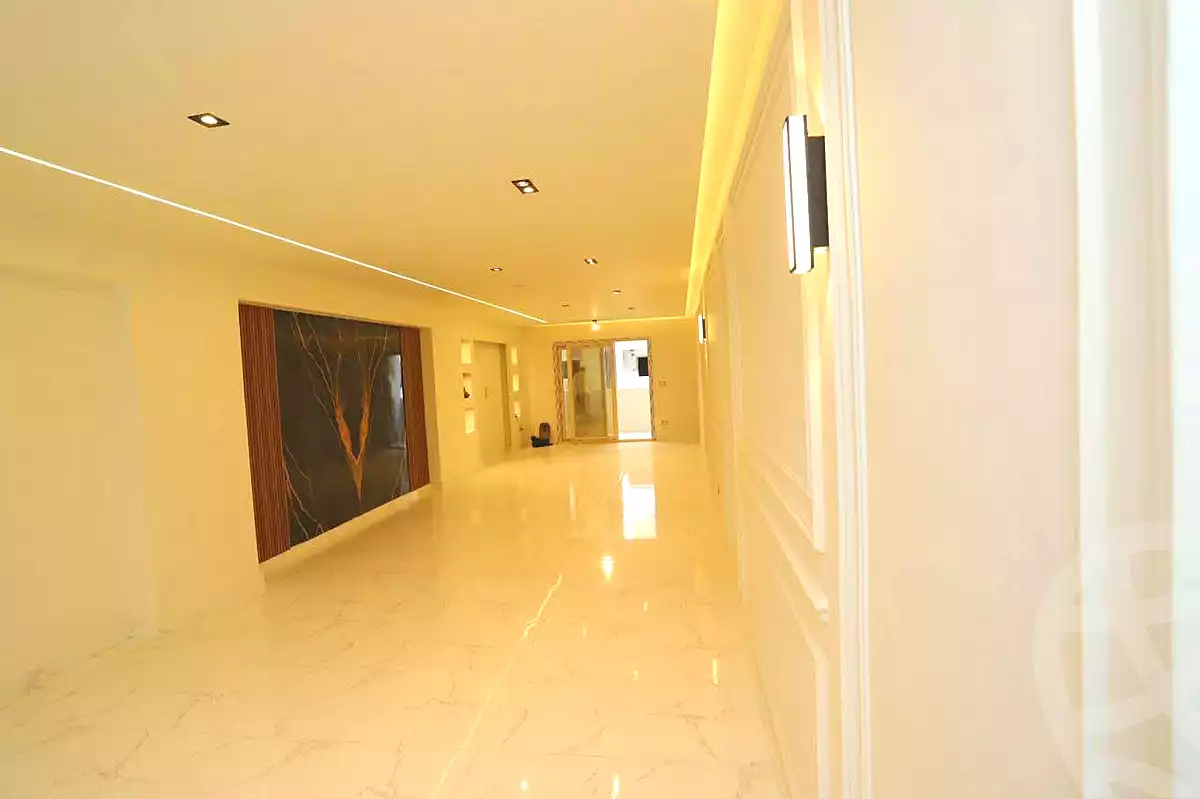 https://aqarmap.com.eg/ar/listing/6804922-for-rent-alexandria-lsywf-city-light-mall