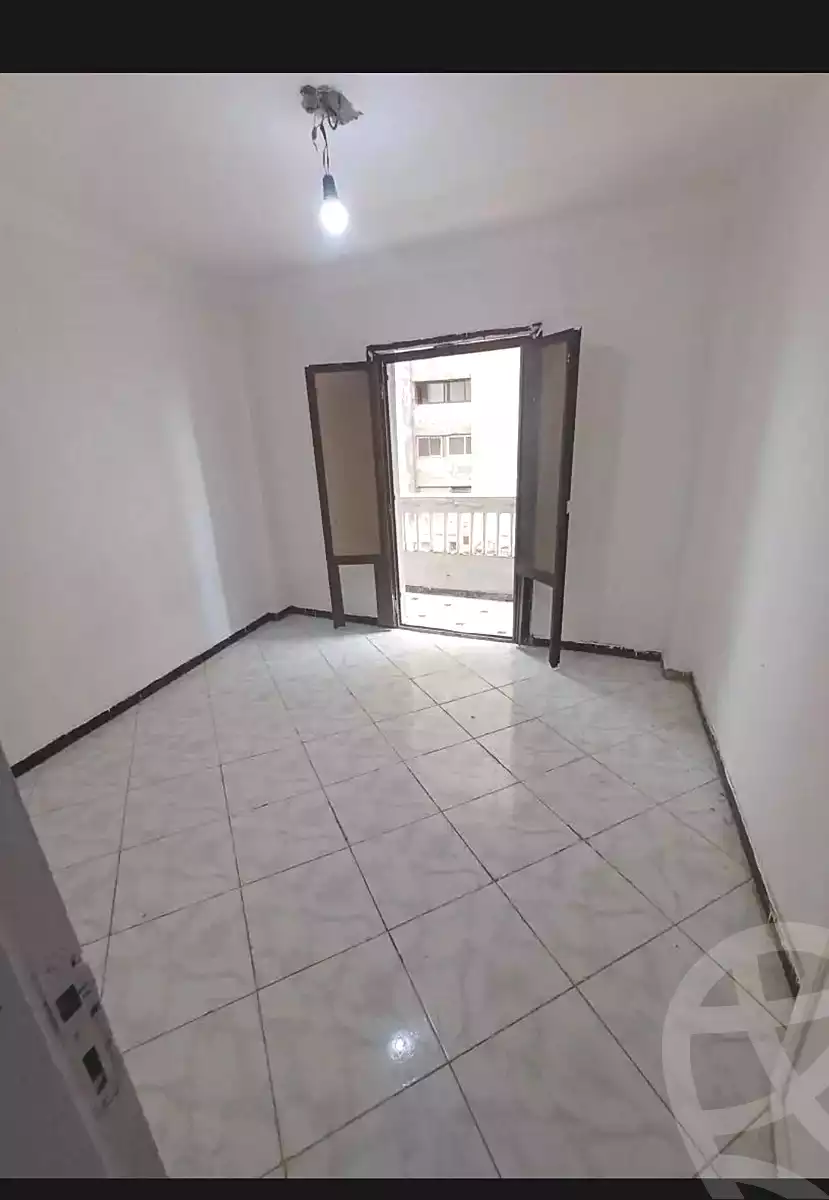 https://aqarmap.com.eg/ar/listing/6804942-for-sale-alexandria-sydy-bshr-sydy-bshr-bhry-shr-khld-bn-lwlyd
