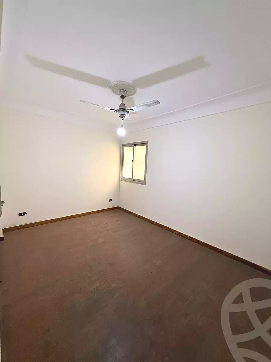 https://aqarmap.com.eg/en/listing/6804986-for-sale-alexandria-el-asafra-ahmed-tiesser-st