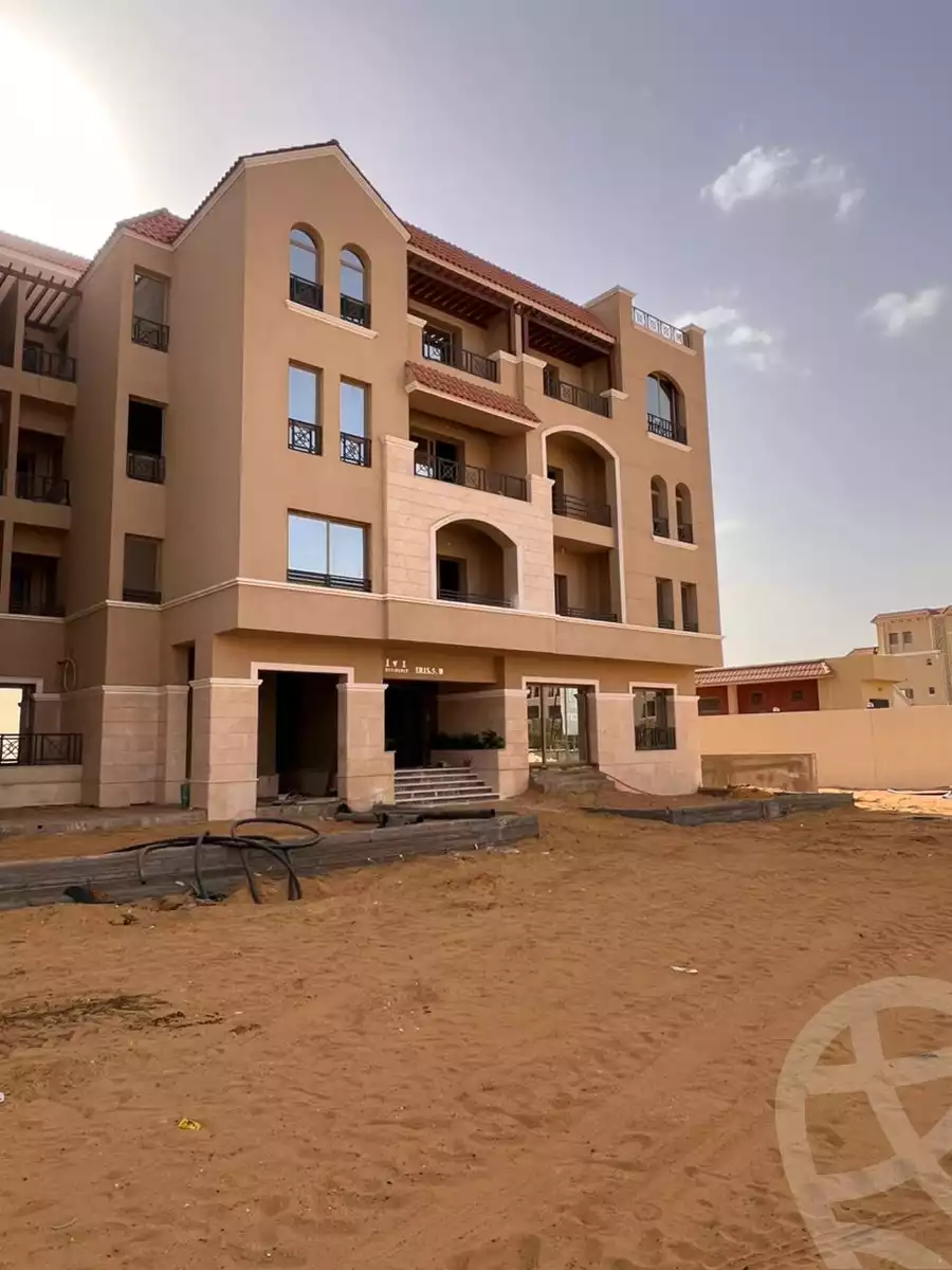 https://aqarmap.com.eg/en/listing/6805447-for-sale-cairo-el-shorouk-compounds-yfy-ryzydns