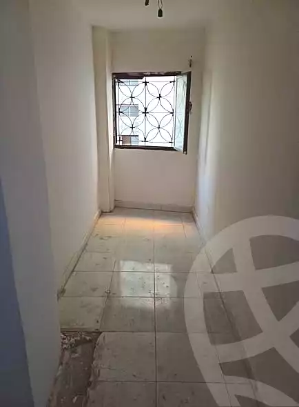 https://aqarmap.com.eg/ar/listing/6805642-for-sale-alexandria-sydy-bshr-sydy-bshr-bhry