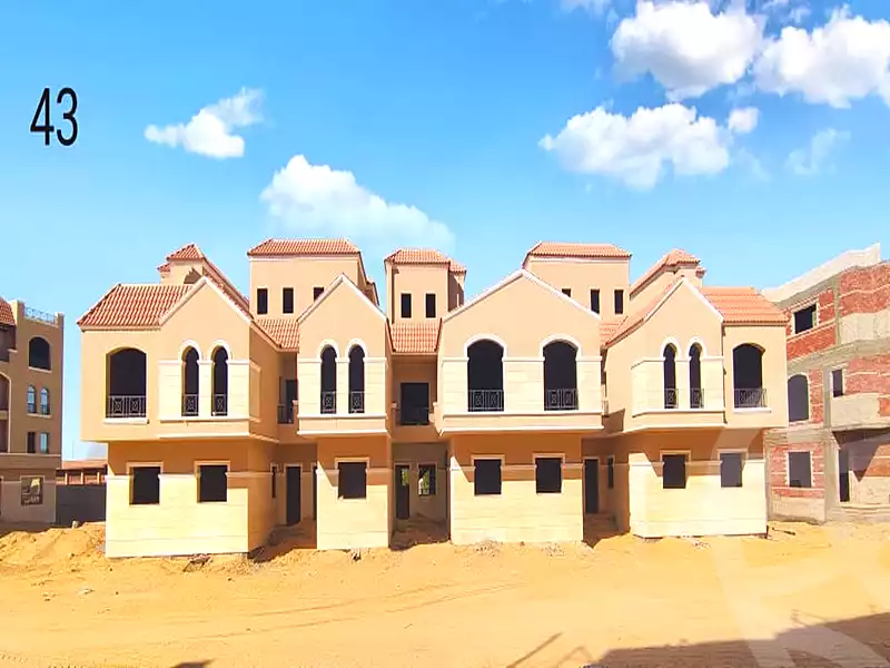 https://aqarmap.com.eg/ar/listing/6805633-for-sale-cairo-el-shorouk-compounds-yfy-ryzydns