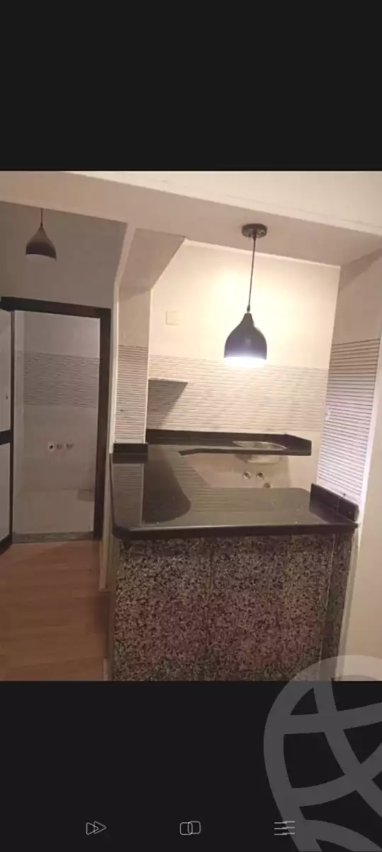 https://aqarmap.com.eg/ar/listing/6805871-for-sale-cairo-el-sheikh-zayed-city-el-hay-elthaleth-lmstshfy