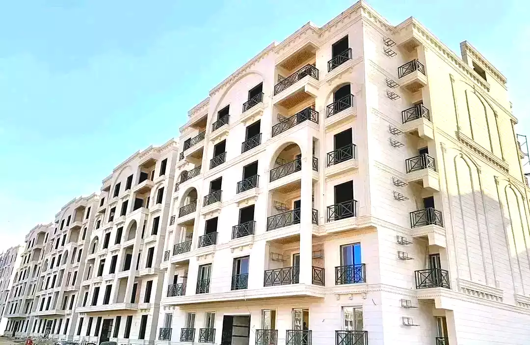 https://aqarmap.com.eg/en/listing/6805902-for-sale-cairo-6th-of-october-hadaeq-october-compounds-green-city-compound-qebaa