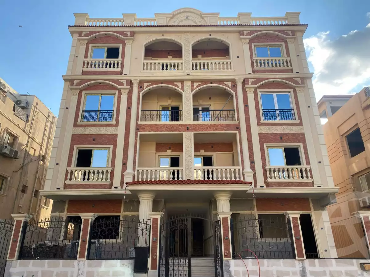 https://aqarmap.com.eg/ar/listing/6805933-for-sale-cairo-new-cairo-first-settlement-mhwr-mstfy-kml