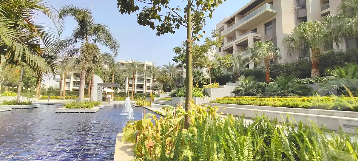 https://aqarmap.com.eg/en/listing/6806301-for-sale-cairo-new-cairo-compounds-the-address-east